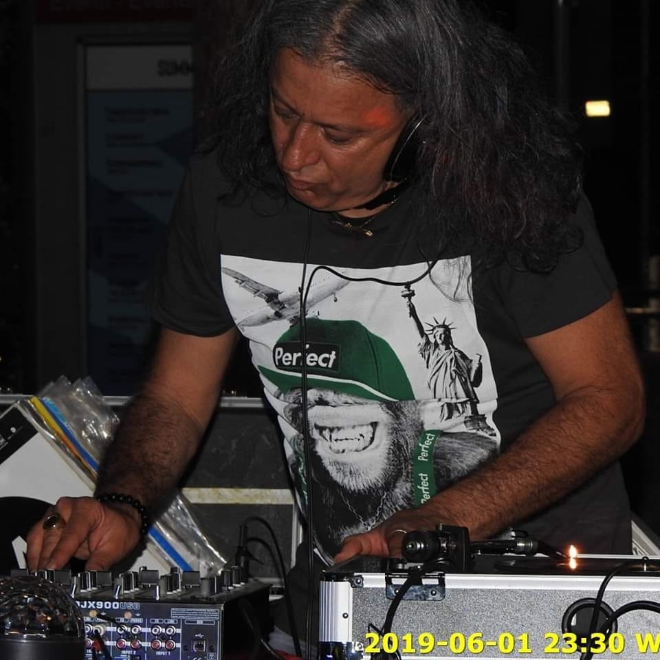 Bibo Nigra Vox